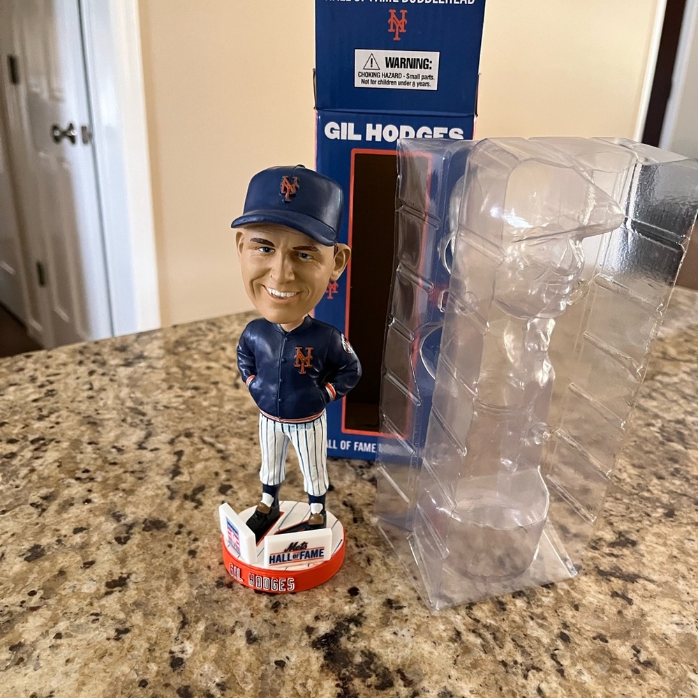 Gil Hodges bobble-head figurine